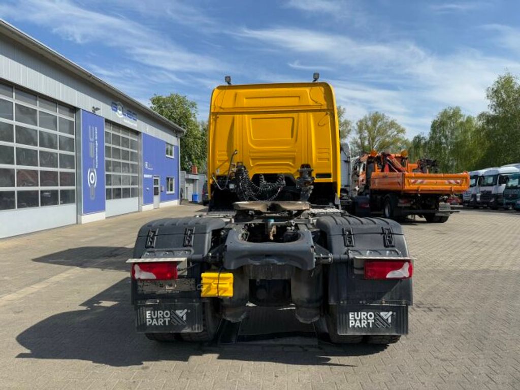 Scania  (4)
