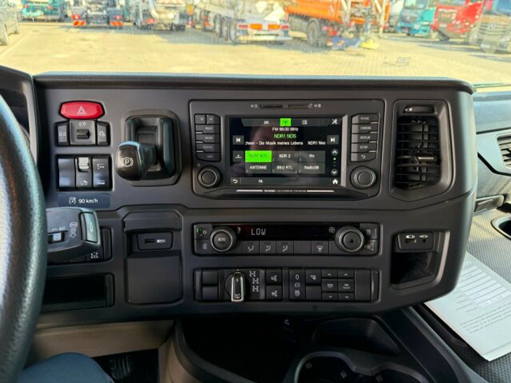 Scania  (11)