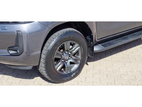 Toyota Hilux 2.4 D-4D 4x4 Automaat | Companjen Bedrijfswagens BV [10]
