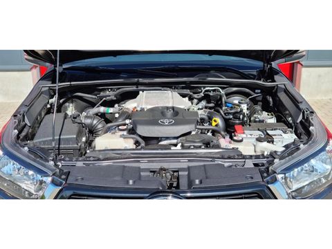Toyota Hilux 2.4 D-4D 4x4 Automaat | Companjen Bedrijfswagens BV [21]