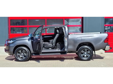 Toyota Hilux 2.4 D-4D 4x4 Automaat | Companjen Bedrijfswagens BV [29]