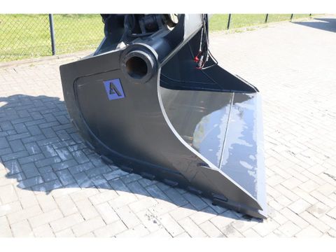 Agder
TILT BUCKET | GRADING BUCKET | S90 - G90 | 3000 L | Hulleman Trucks [10]