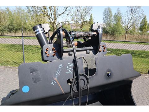 Agder
TILT BUCKET | GRADING BUCKET | S90 - G90 | 3000 L | Hulleman Trucks [11]