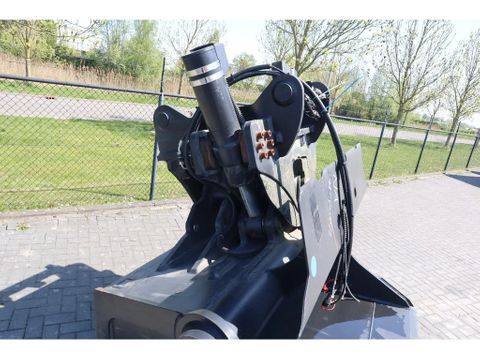 Agder
TILT BUCKET | GRADING BUCKET | S90 - G90 | 3000 L | Hulleman Trucks [14]
