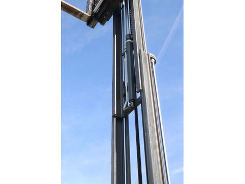 Linde
E18 -02 | ROTATOR FORKS | SIDESHIFT | Hulleman Trucks [10]