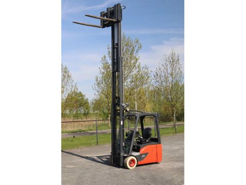 Linde
E18 -02 | ROTATOR FORKS | SIDESHIFT | Hulleman Trucks [8]
