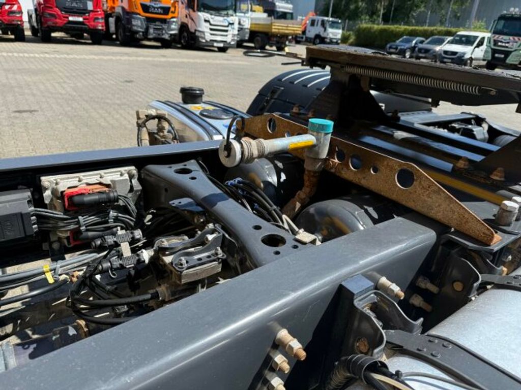 Scania  (15)