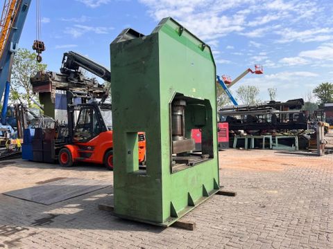 van de Graaf HVK-300  PRES | Brabant AG Industrie [3]