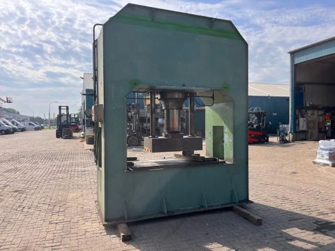 van de Graaf HVK-300  PRES | Brabant AG Industrie [4]
