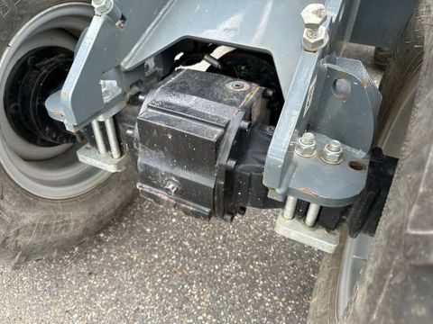 Giant G2700 X-TRA HD | Used Machinery Trading B.V. [29]