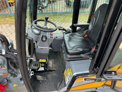 Giant G2700 X-TRA HD | Used Machinery Trading B.V. [30]