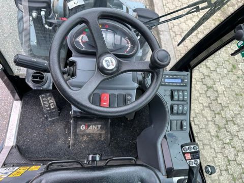 Giant G2700 X-TRA HD | Used Machinery Trading B.V. [32]