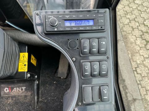 Giant G2700 X-TRA HD | Used Machinery Trading B.V. [33]