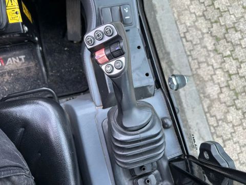 Giant G2700 X-TRA HD | Used Machinery Trading B.V. [34]