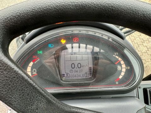 Giant G2700 X-TRA HD | Used Machinery Trading B.V. [40]
