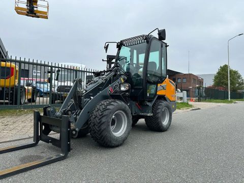 Giant G2700 X-TRA HD | Used Machinery Trading B.V. [9]