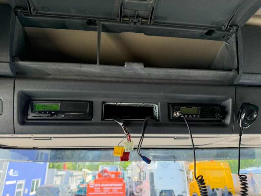 Scania  (12)