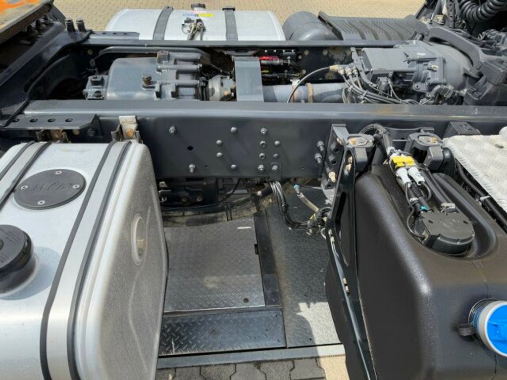 Scania  (15)