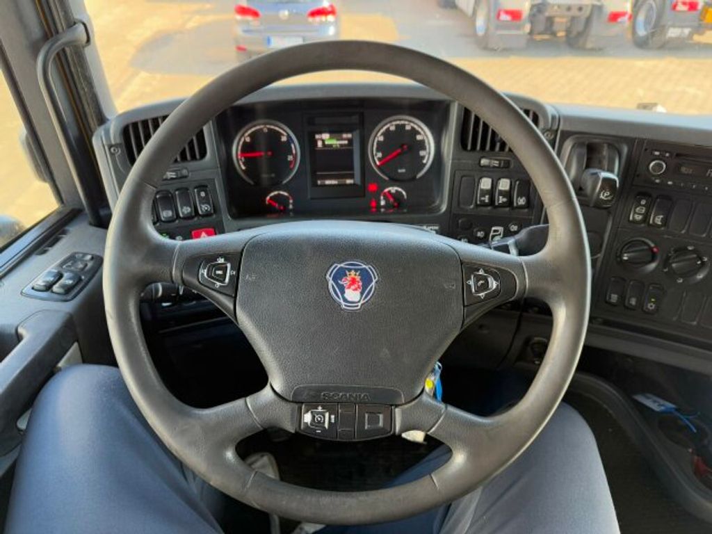 Scania  (9)