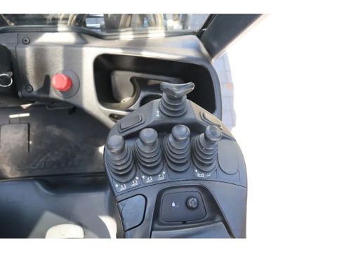 Linde
E16P -02 | SIDESHIFT | POSITINERS | Hulleman Trucks [16]