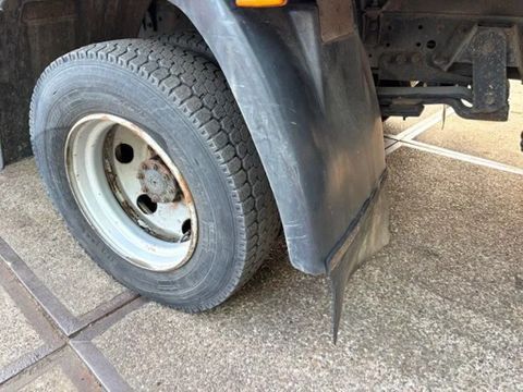 Mercedes-Benz (6-CILINDER) FULL STEEL SUSPENSION WITH CLOSED BOX (6-CILINDER ENGINE / MANUAL GEARBOX / FULL STEEL SUSPENSION) | Engel Trucks B.V. [6]