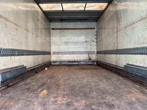 Mercedes-Benz (6-CILINDER) FULL STEEL SUSPENSION WITH CLOSED BOX (6-CILINDER ENGINE / MANUAL GEARBOX / FULL STEEL SUSPENSION) | Engel Trucks B.V. [9]