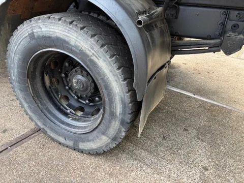 Renault DXI FULL STEEL SUSPENSION 3-WAY KIPPER (8 GEARS MANUAL GEARBOX / FULL STEEL SUSPENSION / 3-SEATS / P.T.O. / ETC) | Engel Trucks B.V. [7]
