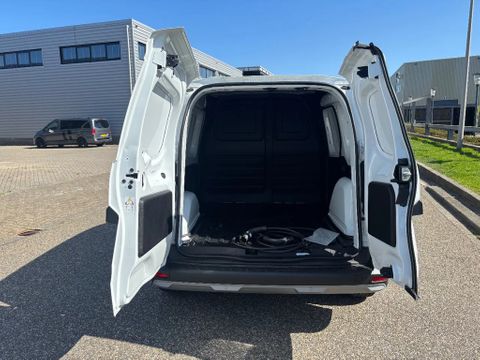 Nissan N-Connecta L1 45 kWh Automaat Airco Cruisecontrol NIEUW BPM VRIJ | Van Nierop BV [6]