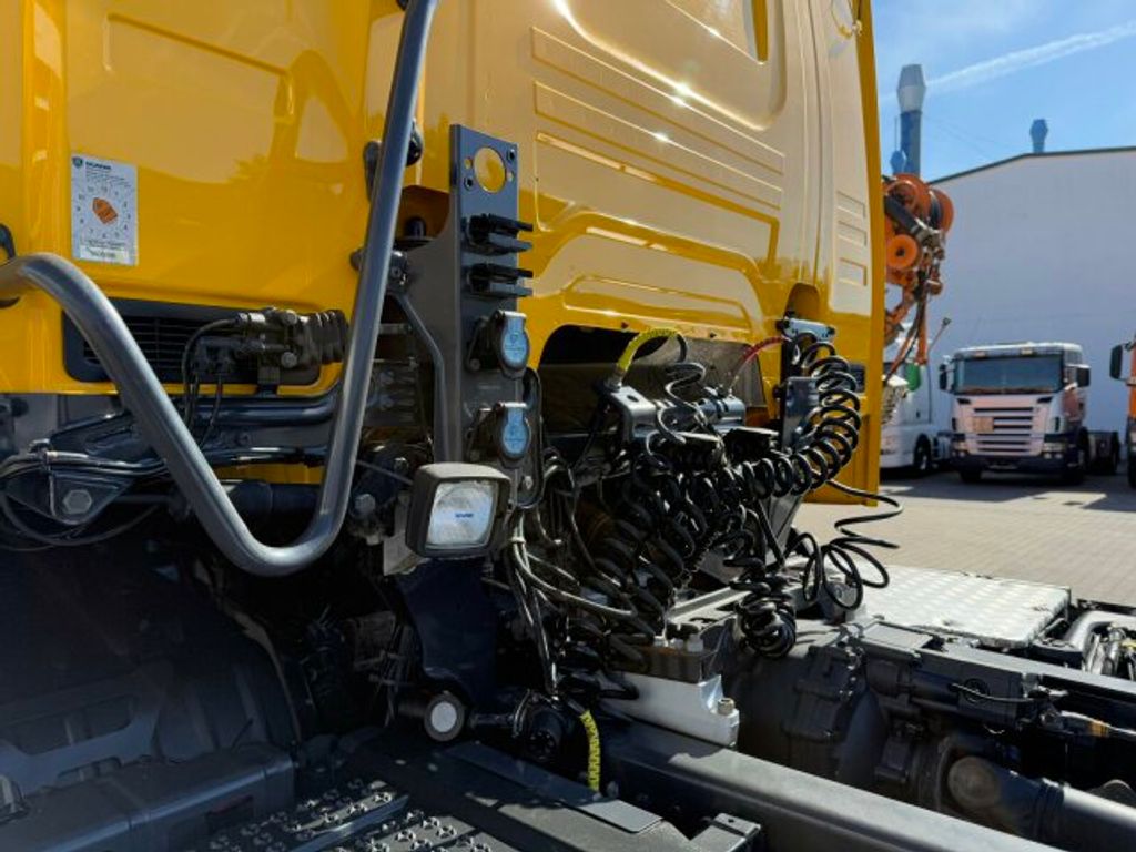 Scania  (14)