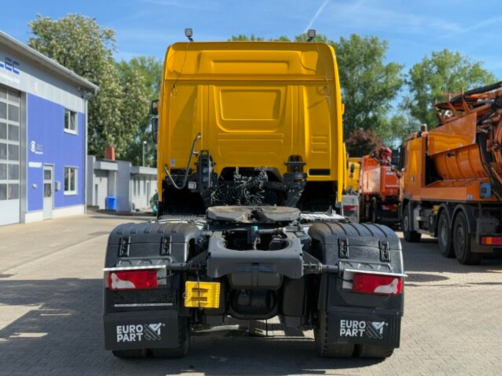 Scania  (4)