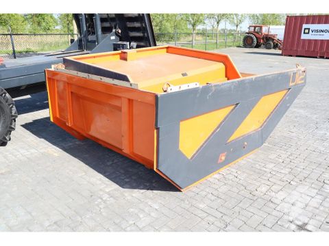 Davino
D12 | 4X4 | PLATFORM | TIPPER BODY | 18 TON | DV 100 / 912 | Hulleman Trucks [12]