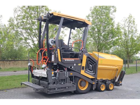 Volvo
P2870 D ABG | ASPHALT PAVER | NEW / UNUSED | BOMAG BF300 | Hulleman Trucks [6]