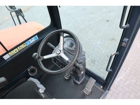 Davino
D12 | 4X4| DUMPER | 18 TON | DV 100 / 912 | Hulleman Trucks [17]