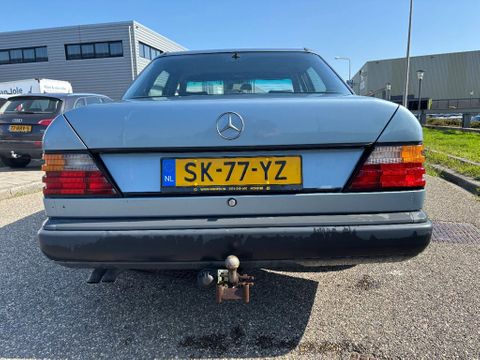 Mercedes-Benz W124 Automaat Trekhaak Schuifdak MARGE | Van Nierop BV [5]
