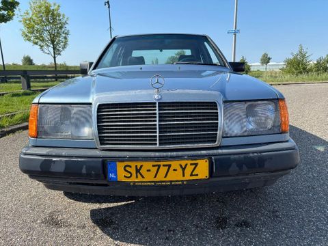 Mercedes-Benz W124 Automaat Trekhaak Schuifdak MARGE | Van Nierop BV [6]