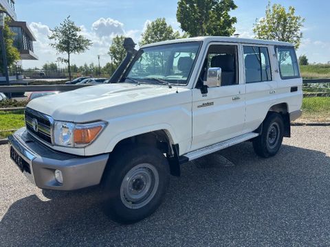 Toyota LX LANG 5 PERSOONS 4x4 Airco 4.2 6 Cilinder Diesel | Van Nierop BV [1]