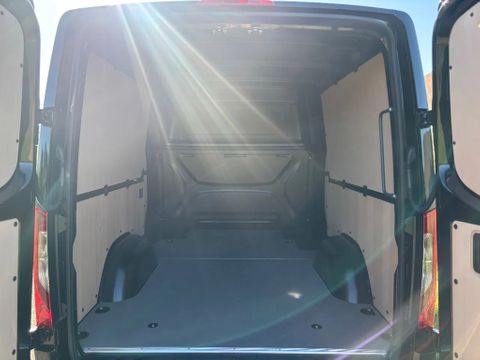 Mercedes-Benz 319CDI L2H1 Dubbelcabine 6+1 Pers Automaat Airco Cruisecontrol 3500KG Trekhaak NIEUW BPM VRIJ | Van Nierop BV [18]
