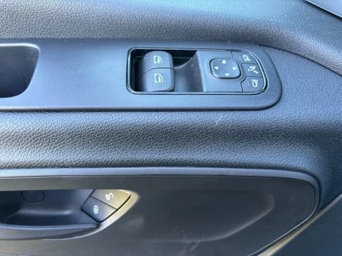 Mercedes-Benz 319CDI L2H1 Dubbelcabine 6+1 Pers Automaat Airco Cruisecontrol 3500KG Trekhaak NIEUW BPM VRIJ | Van Nierop BV [21]