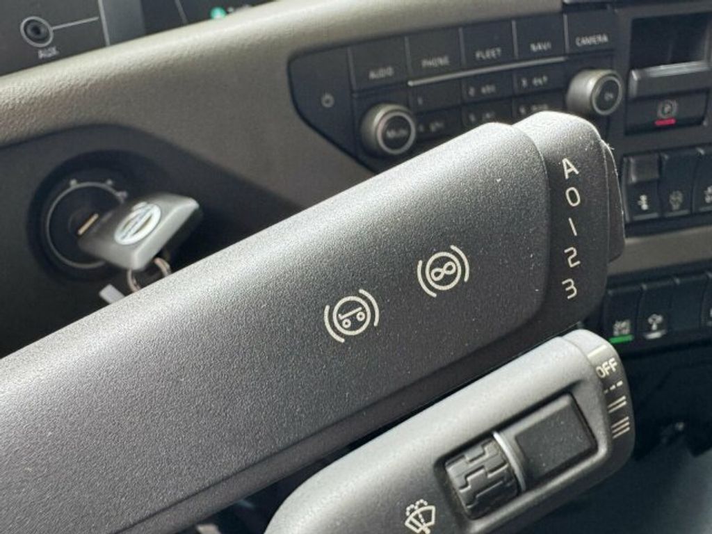 Volvo  (13)
