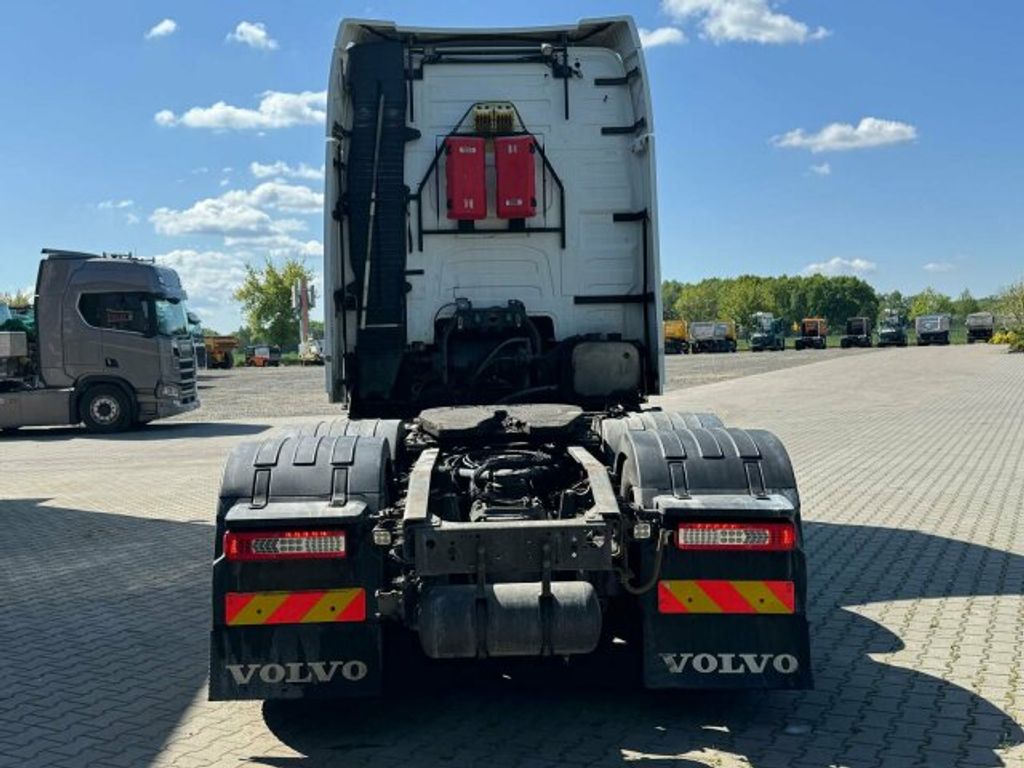 Volvo  (7)