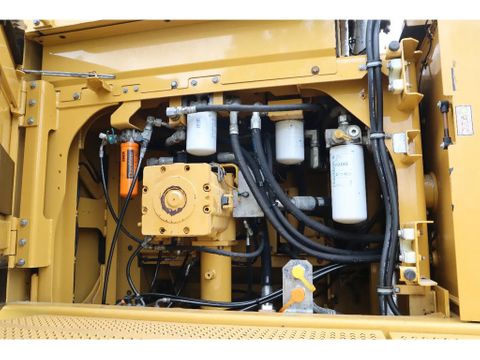 Caterpillar
374 FL | BUCKET | QUICK COUPLER | AIRCO | Hulleman Trucks [13]