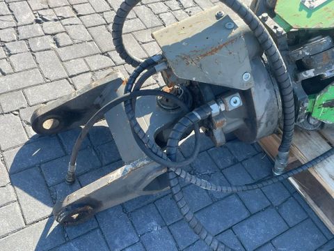 Sennebogen
SGM-800.40-4 | ORANGE PEEL GRAPPLE | POLYGRAB | GREIFER | Hulleman Trucks [15]
