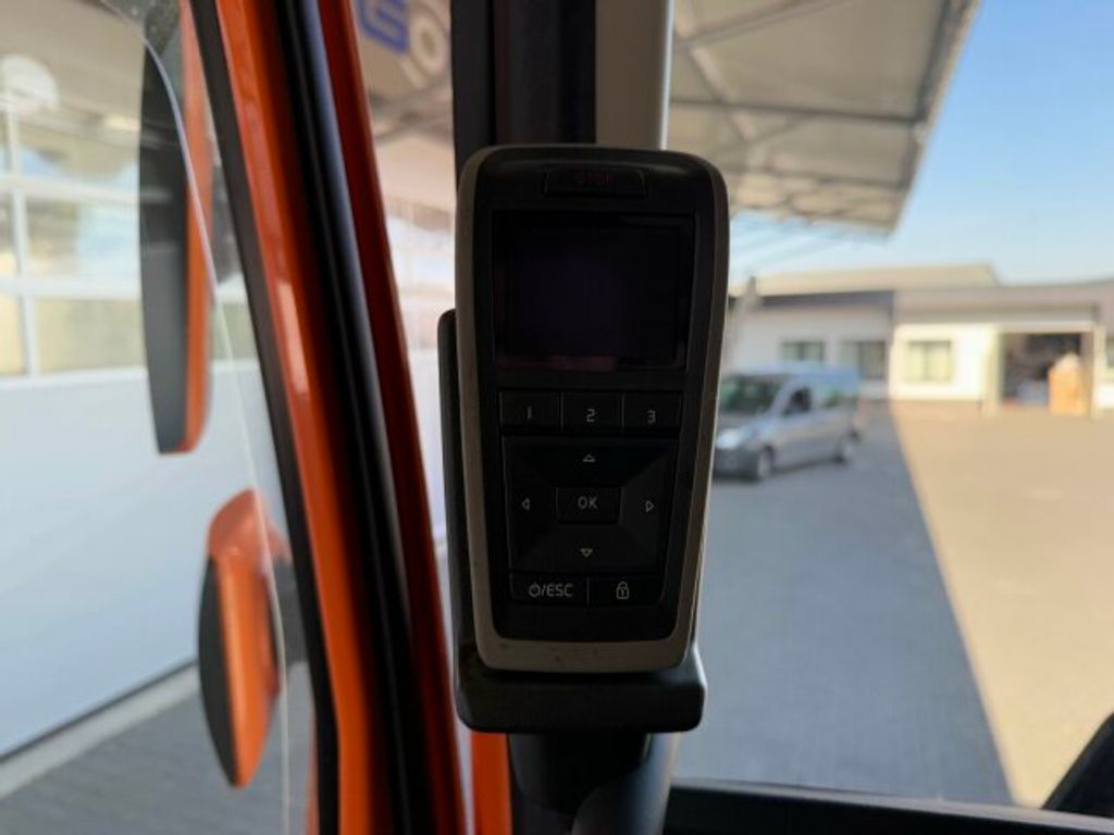 Volvo  (14)