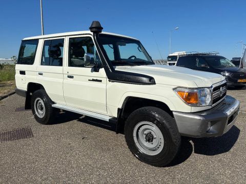 Toyota LX LANG 5 PERSOONS 4x4 Airco 4.2 6 Cilinder Diesel | Van Nierop BV [3]