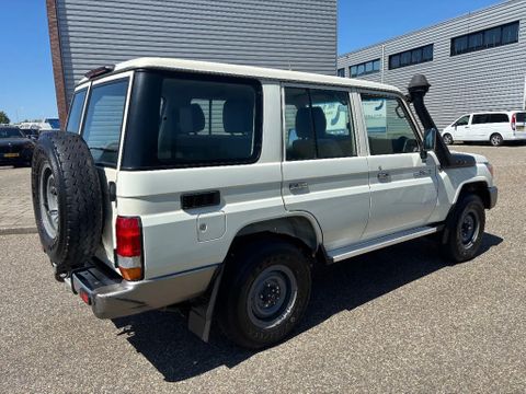 Toyota LX LANG 5 PERSOONS 4x4 Airco 4.2 6 Cilinder Diesel | Van Nierop BV [5]