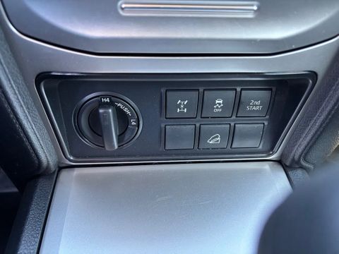 Toyota Prado D4D Automaat Airco 5 Persoons | Van Nierop BV [17]