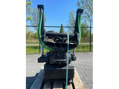 STEELWRIST
X26 SQ70 | S70 | OILQUICK | ROTOTILT | NEW / UNUSED | Hulleman Trucks [13]