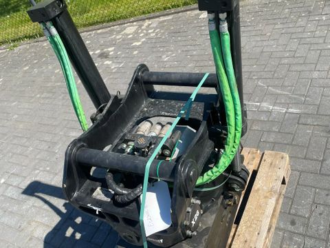 STEELWRIST
X26 SQ70 | S70 | OILQUICK | ROTOTILT | NEW / UNUSED | Hulleman Trucks [15]