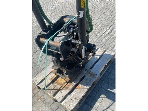 STEELWRIST
X18 SQ60-5 | S60 | OILQUICK SYSTEM | CLS | Hulleman Trucks [6]