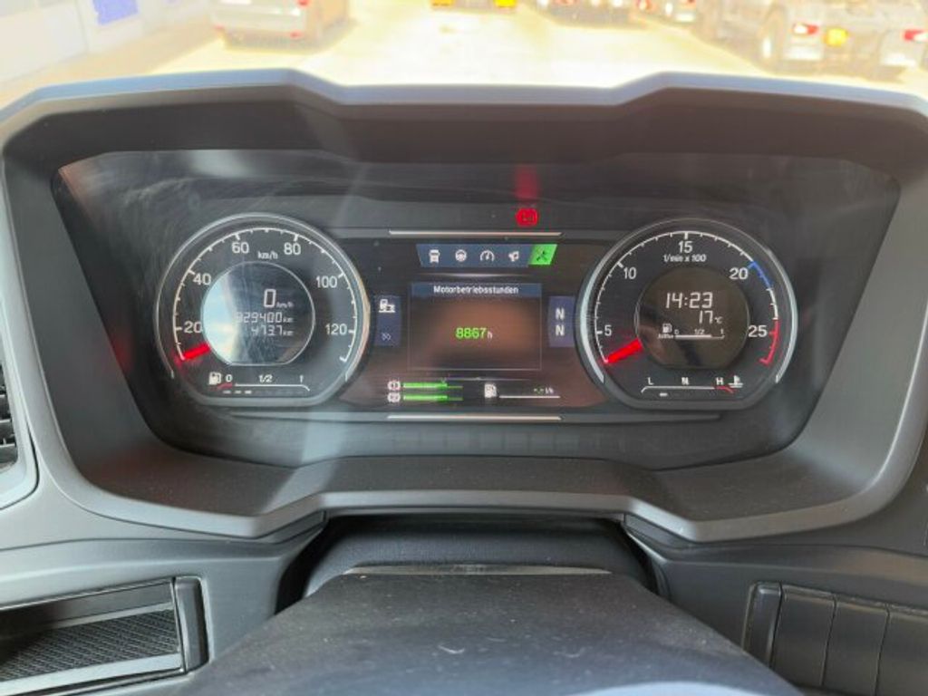 Scania  (10)